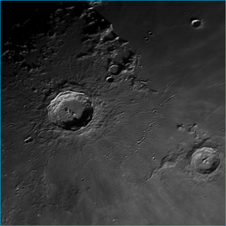 Copernicus & Eratosthenes kráterek környéke