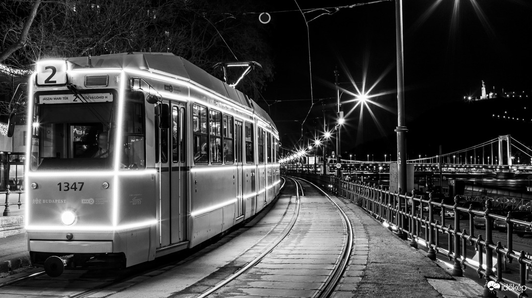 The Dark tram 