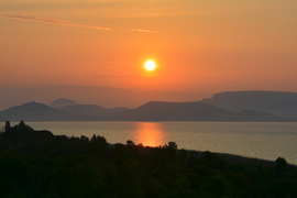 Gyönyörű napkelte Balatongyörökön 05.20.