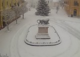 Szigetvár Oroszlánja térdig a hóban