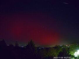Meteor sarki fénnyel Balatonszemesről