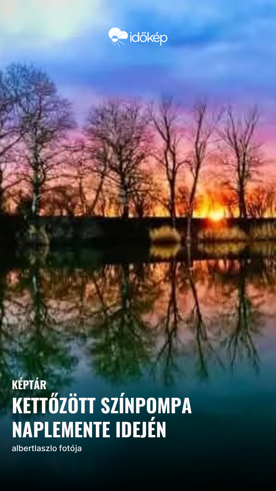 kettőzött színpompa naplemente idején