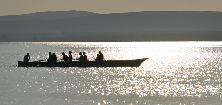 Rekordszámú jelentkezővel, új útvonalon indul a Balaton-átevezés