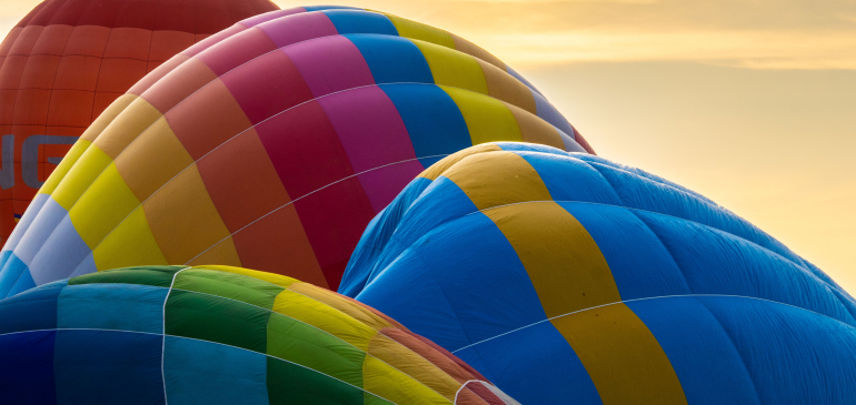 Hőlégballonok színkavalkádja Szegeden
