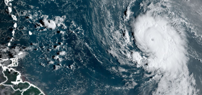 Sam a következő erős hurrikán az Atlanti-óceán fölött