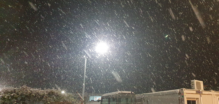 Vegyes csapadék jön este, feltámad a szél is