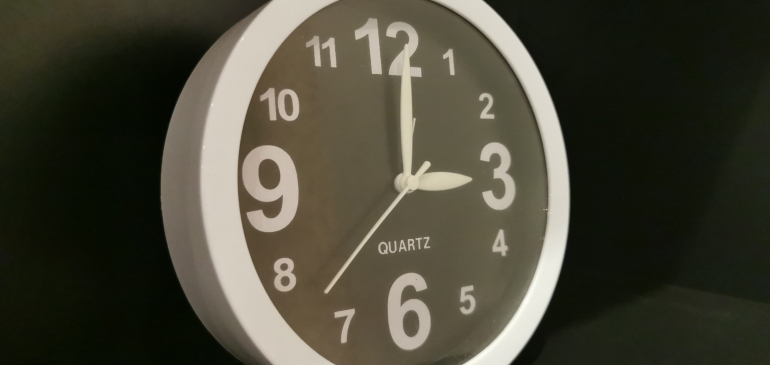 Egy órával kevesebbet alhattunk
