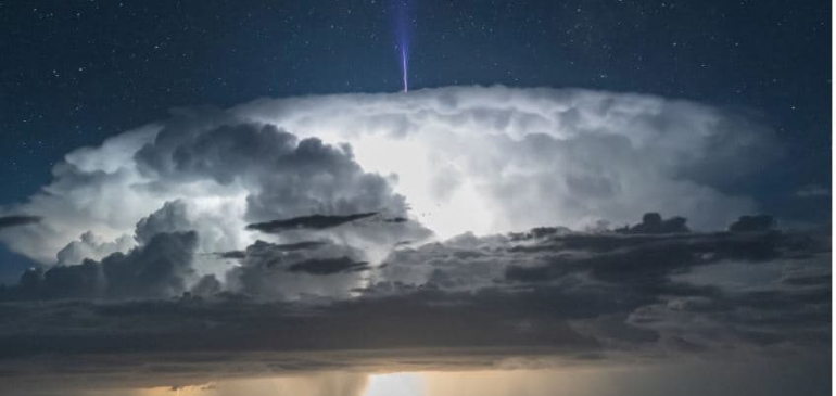 Blue jet villámot fotóztak Texas fölött