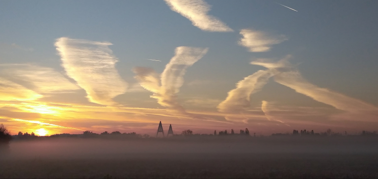 Szombaton a felhőkből, vasárnap a napsütésből lesz több
