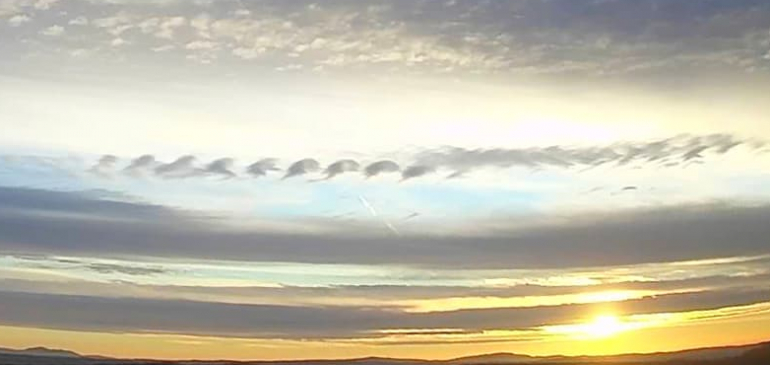 Kelvin-Helmholtz felhők hullámoztak a Dunántúlon
