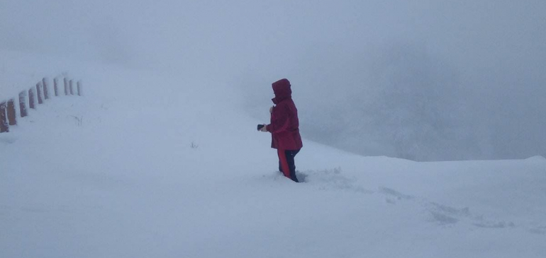 Mint a mesében: térdig ér a hó Nagy-Hideg-hegyen