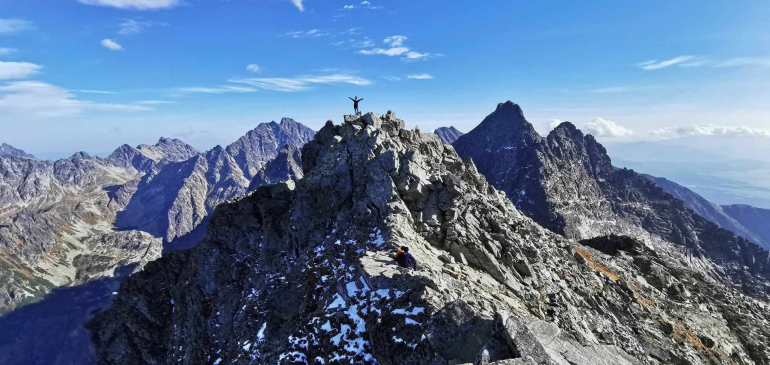 kapcsolódó tartalom