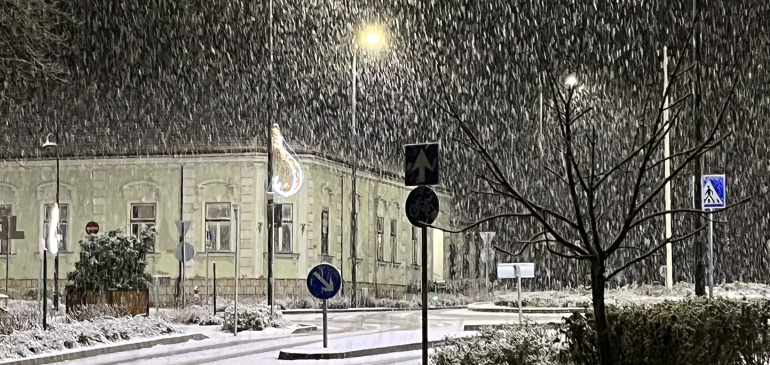 Megérkezett a havazás