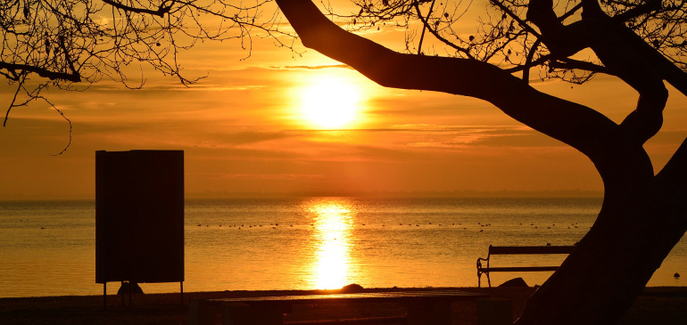 Újévkor a Balatonban csobbanhattunk Szigligetnél