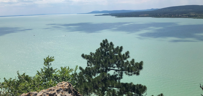 27 fokos a Balaton