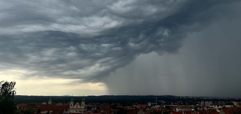 Így mozoghat ma a hidegfront csapadéka