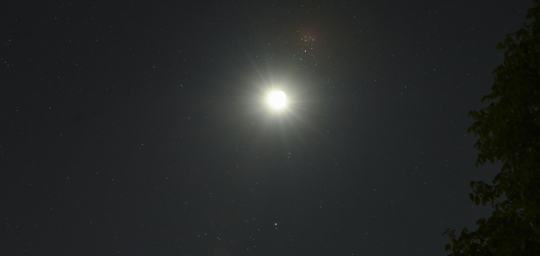 Majdnem egybeolvad a Jupiter és a Mars a következő éjszakákon