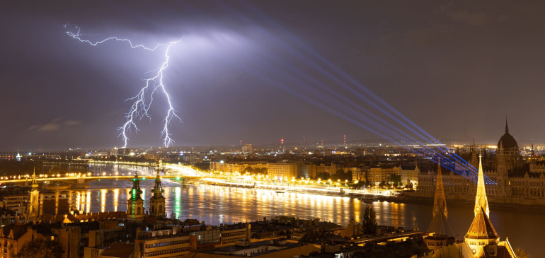 Ismét zivataros éjszakánk volt, Budakeszin közel 70 mm esett