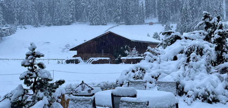 Ilyen tájra ébredt Tirol