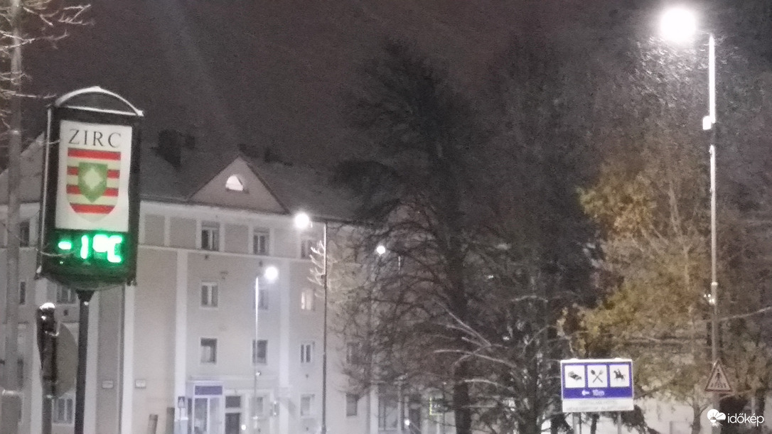 -1/-2fok hó,kisebb hófúvás 