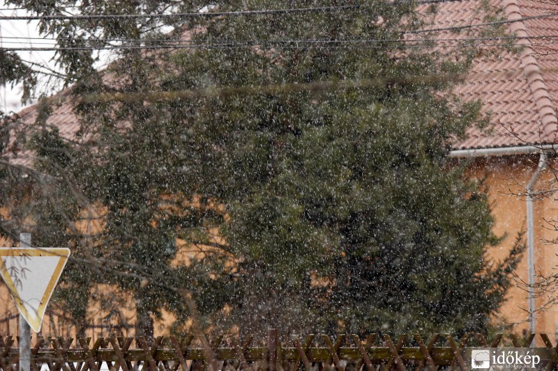 Februári havazás Arnóton