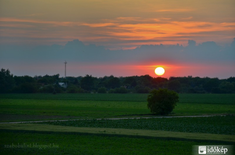 Naplemente Szegeden