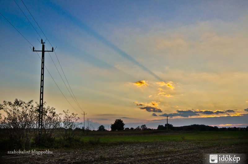 Antikrepuszkuláris sugarak