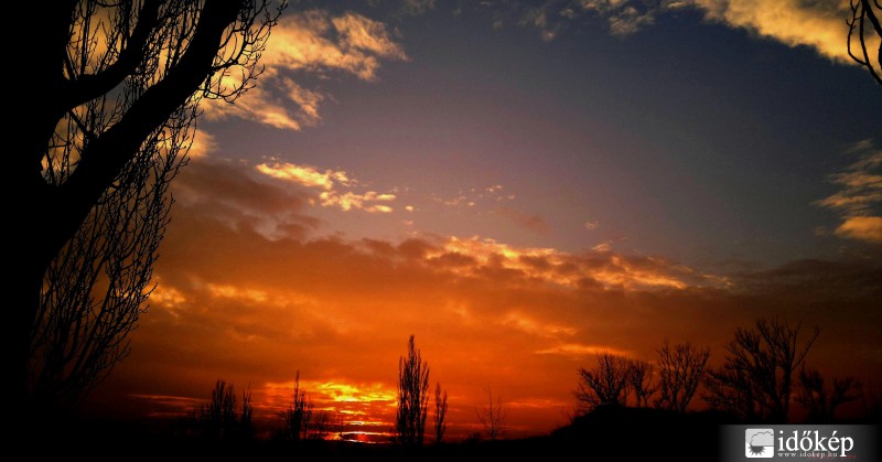 nyugtával dícsérd a napot... :)