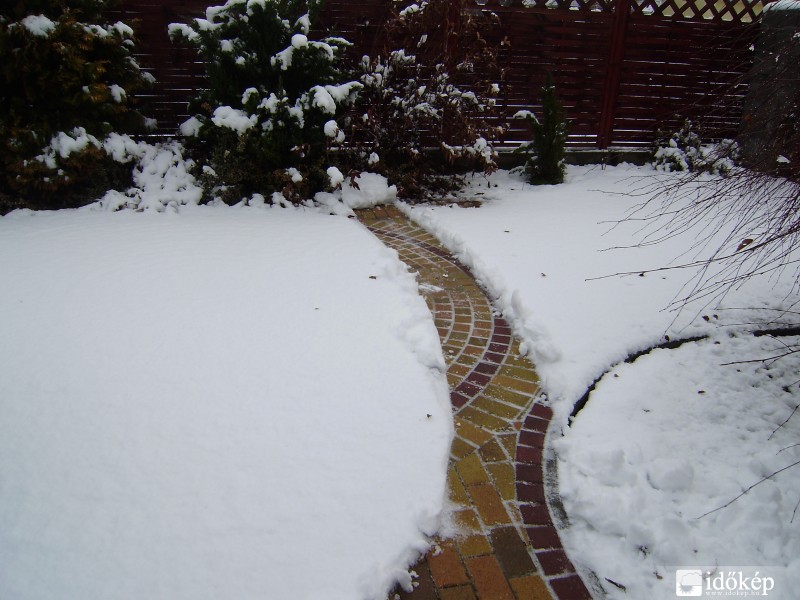 Első hó 2010.
