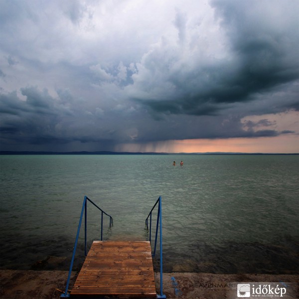 Keddi műsor a Balatonon