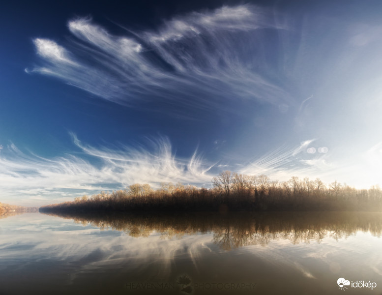 Cirrus fibratus, spissatus és uncinus 