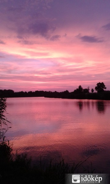 Napkelte a holtágnál