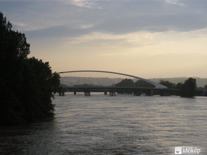 Moldva folyó (Prága)