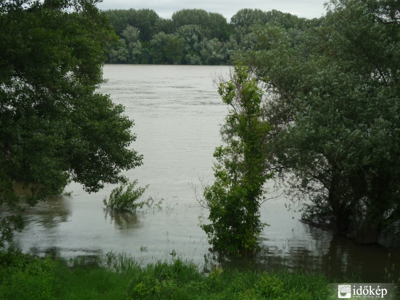 Százhalombatta