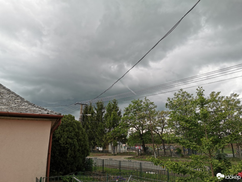 Szegilong