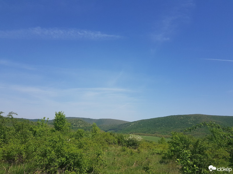 Pilisszentlászló