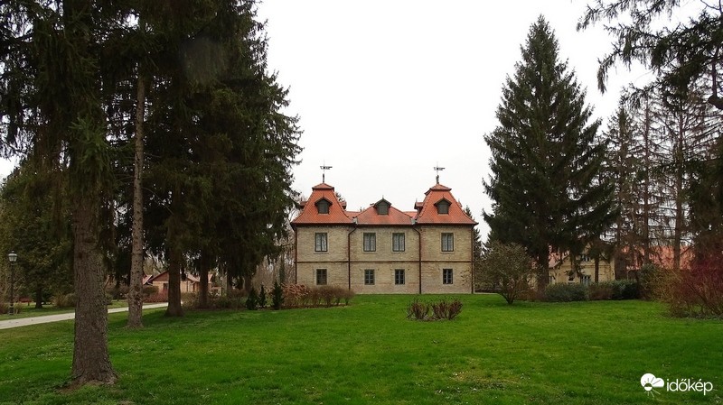 Kiskastély