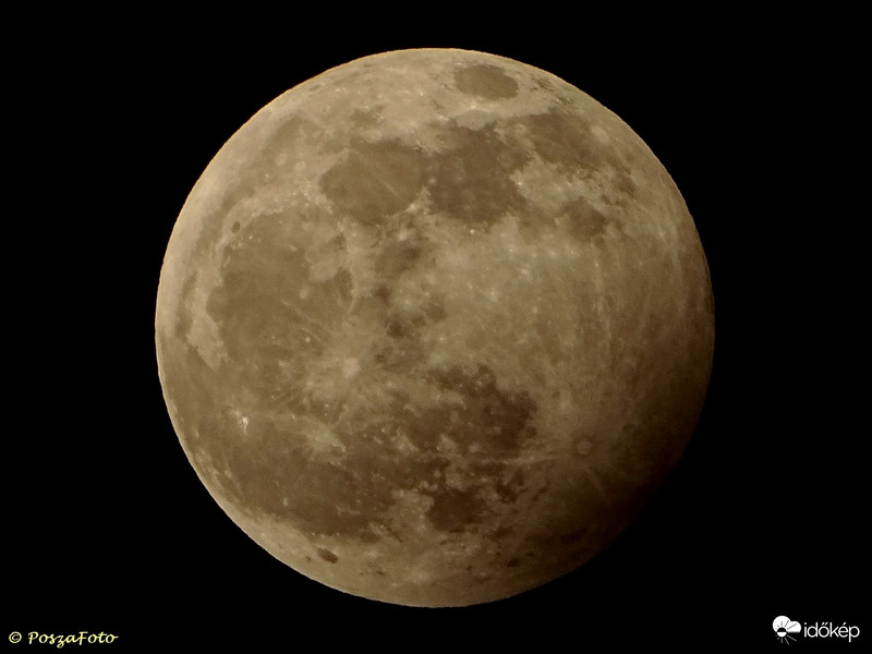 A ma esti részleges félárnyákos holdfogyatkozás a maximális fázis idején 20:11-kor 