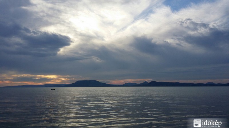 Balatonboglár 1 Este