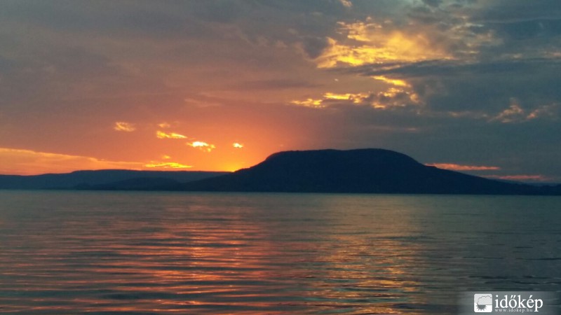 Balatonboglár 3 Este