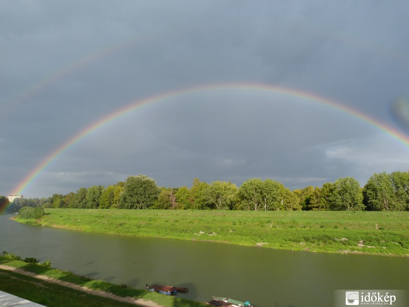 Szivárvány a Tisza fölött