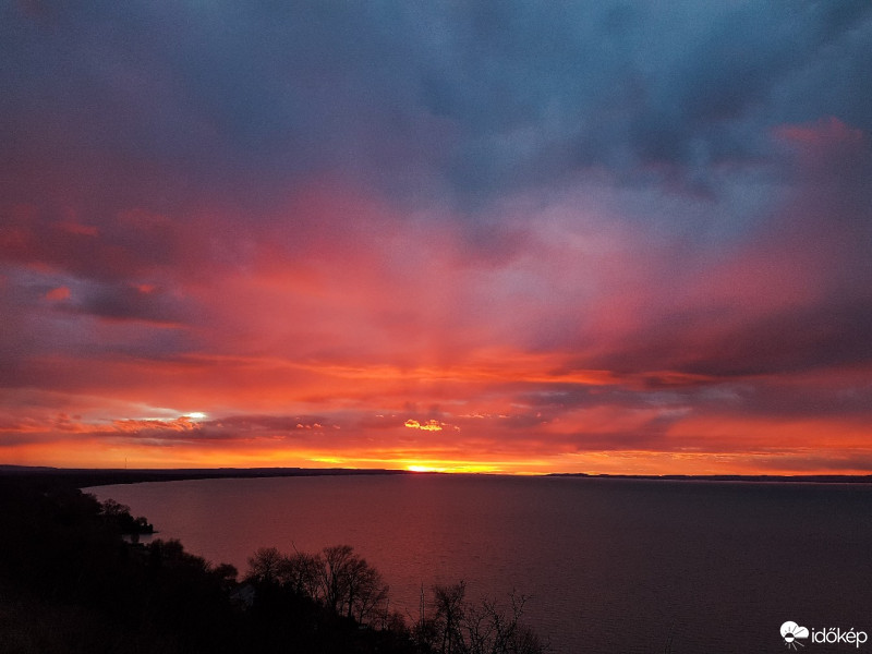 Balatonvilágos