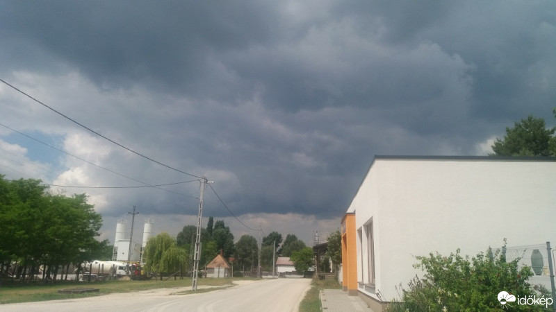 Környe
