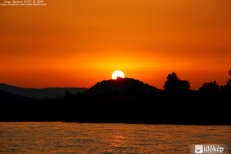 Szaharai homok színrobbanása