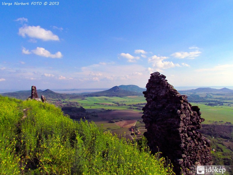 Csobánci várfal maradvány...