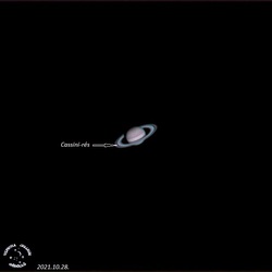 Cassini rés. Szélessége 3570km.