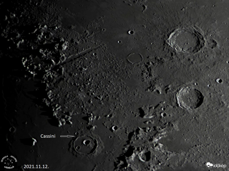 Cassini kráter.