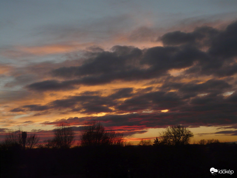 Lilára festés a mai varázslat