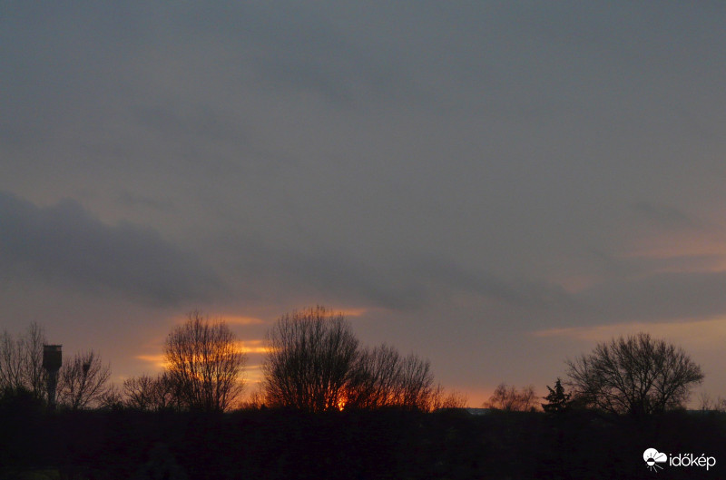 Egy borús nap befejezése