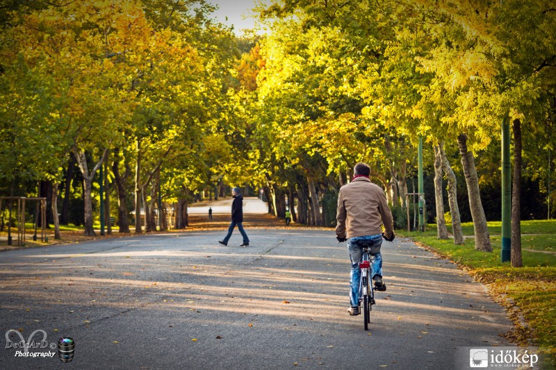 Tekerés az őszbe...